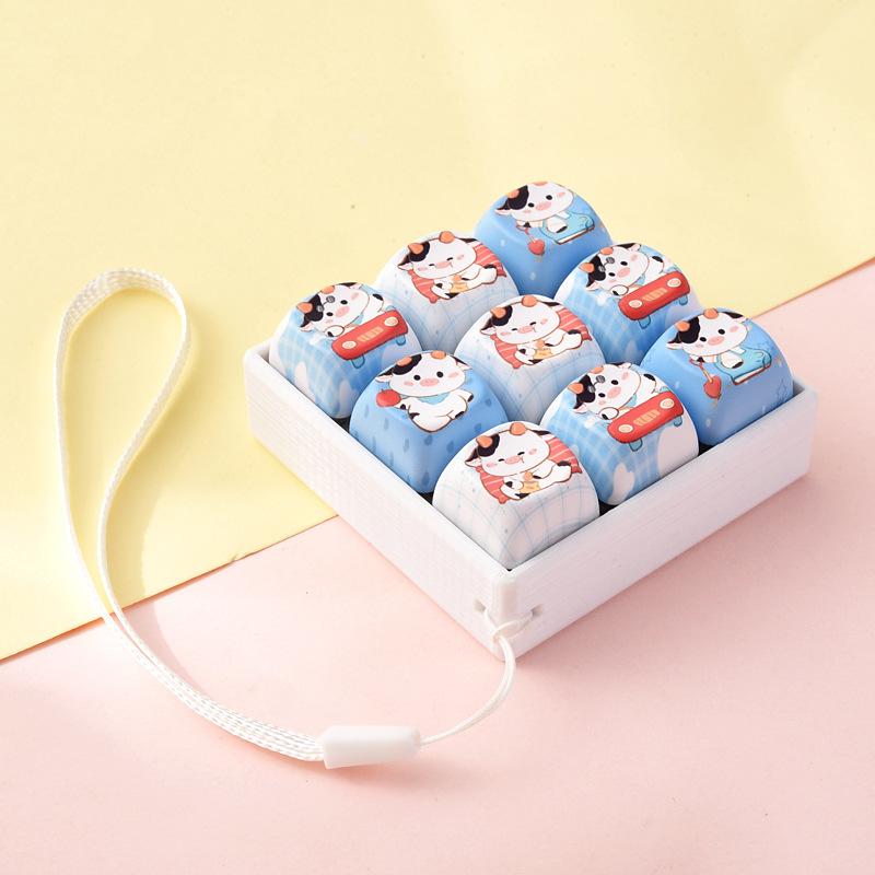 Fun Christmas Animal 9-Key Keyboard Stress Relief Toy Fidget Pendant Portable Bag Decor for Killing Time Waiting In Lines