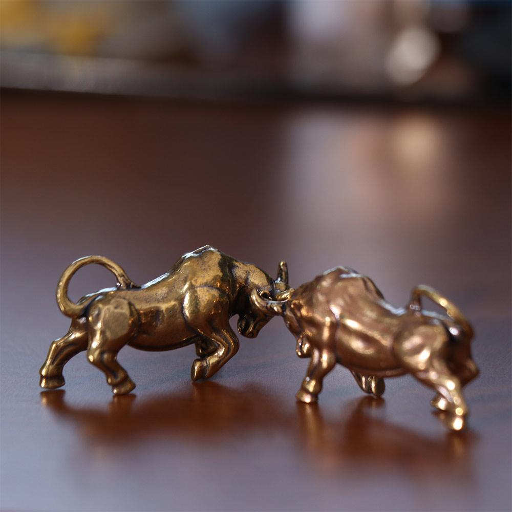 2 ks Vintage mosazné figurky býků Dvanáct znamení zvěrokruhu ozdoba býka Zahradní dekorace