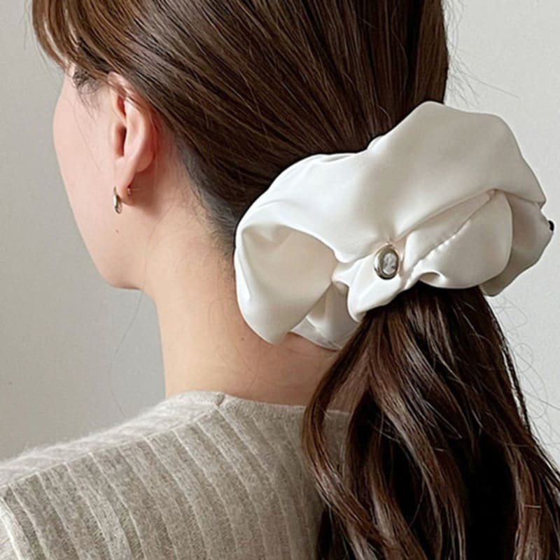 oar Drop Cameo Satin Wide Scrunchie [Choose 1 of 5 Colors]