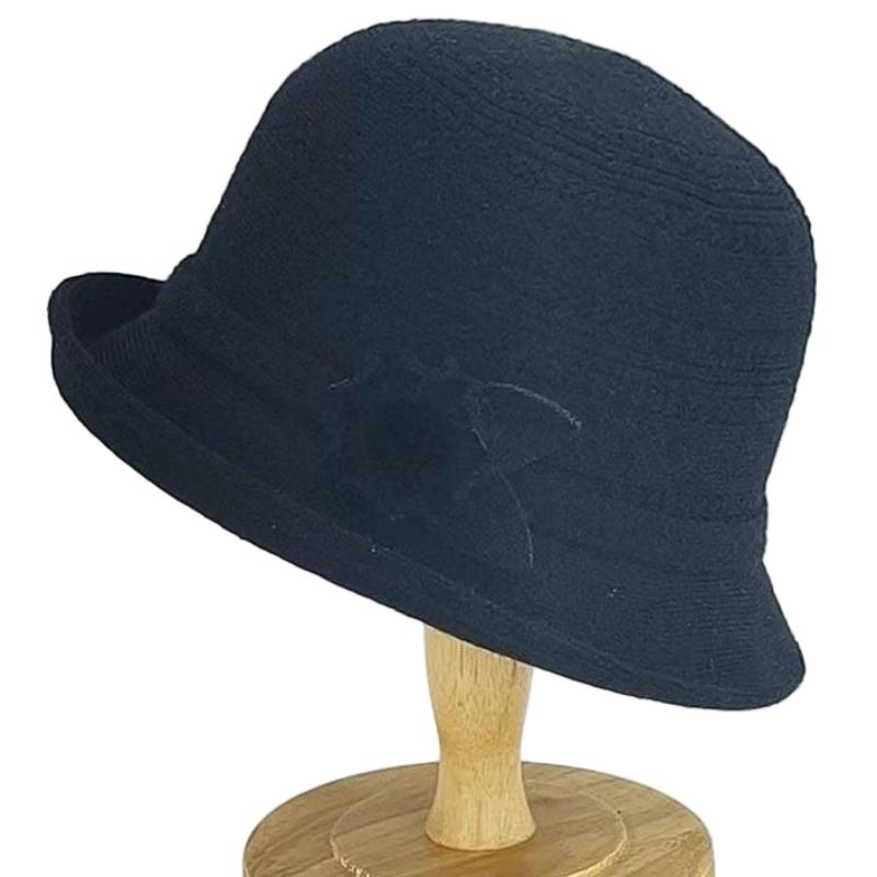 New Autumn and Winter Hats for Middle-Aged Elderly Women Knitted Hats Warm Mother's Fashion Hat Outdoor Hats Casual Bucket Hats