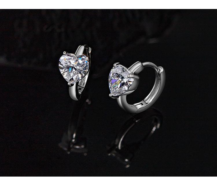 S925 Silver Heart-Shaped Moissanite Earrings - Simple, Elegant, Light Luxury Jewelry