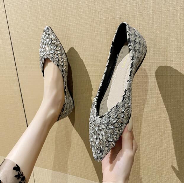 Pointed Toe Flat Shoes Luxury Rhinestones Women Slip On Shoes Casual Breathable Ballet Flats Women Loafers Comfort Ladies Shoes