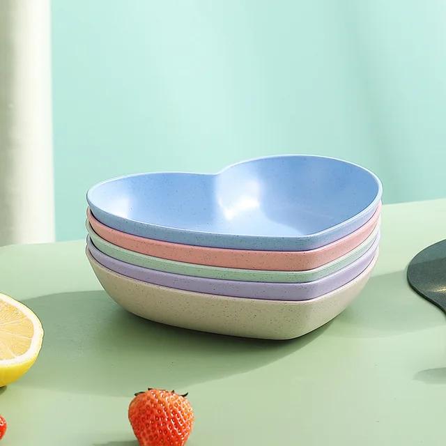 

5/10PCS Creative Love Heart Bone Dish Household Food Grade Plastic Spit Bone Dish Party Snack Dinner Dishes Camping Dinnerware