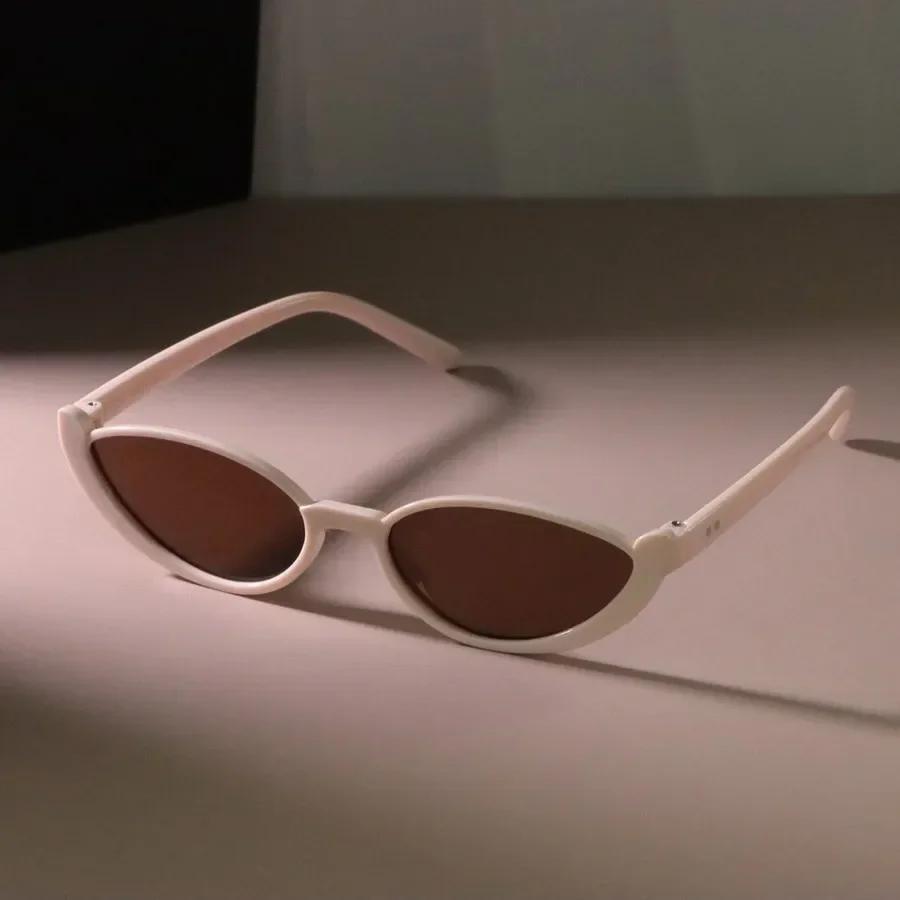 Retro Cat Eye Designer Sunglasses Small Frame Mirror Lens for Women Men Vintage Outdoor Sun Glasses Oculos De Sol