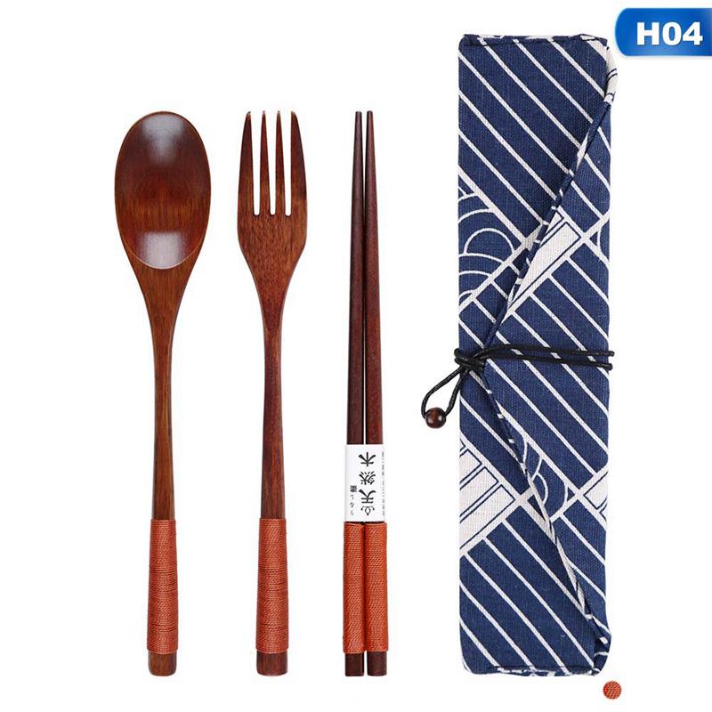 Ξύλινο Πιρούνι Κουτάλι Σετ Τριών Τεμαχίων Ιαπωνικό Κορεατικό Στυλ Ταξιδιωτικά Φορητά Επιτραπέζια Σκεύη Ωραία Επιτραπέζια Σκεύη Συσκευασία σε Τσάντα