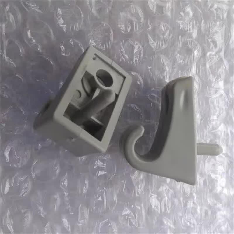 YouCheDa Dongfeng Cummins Vehicle Interior Accessories Sun Visor Clips (Pair)