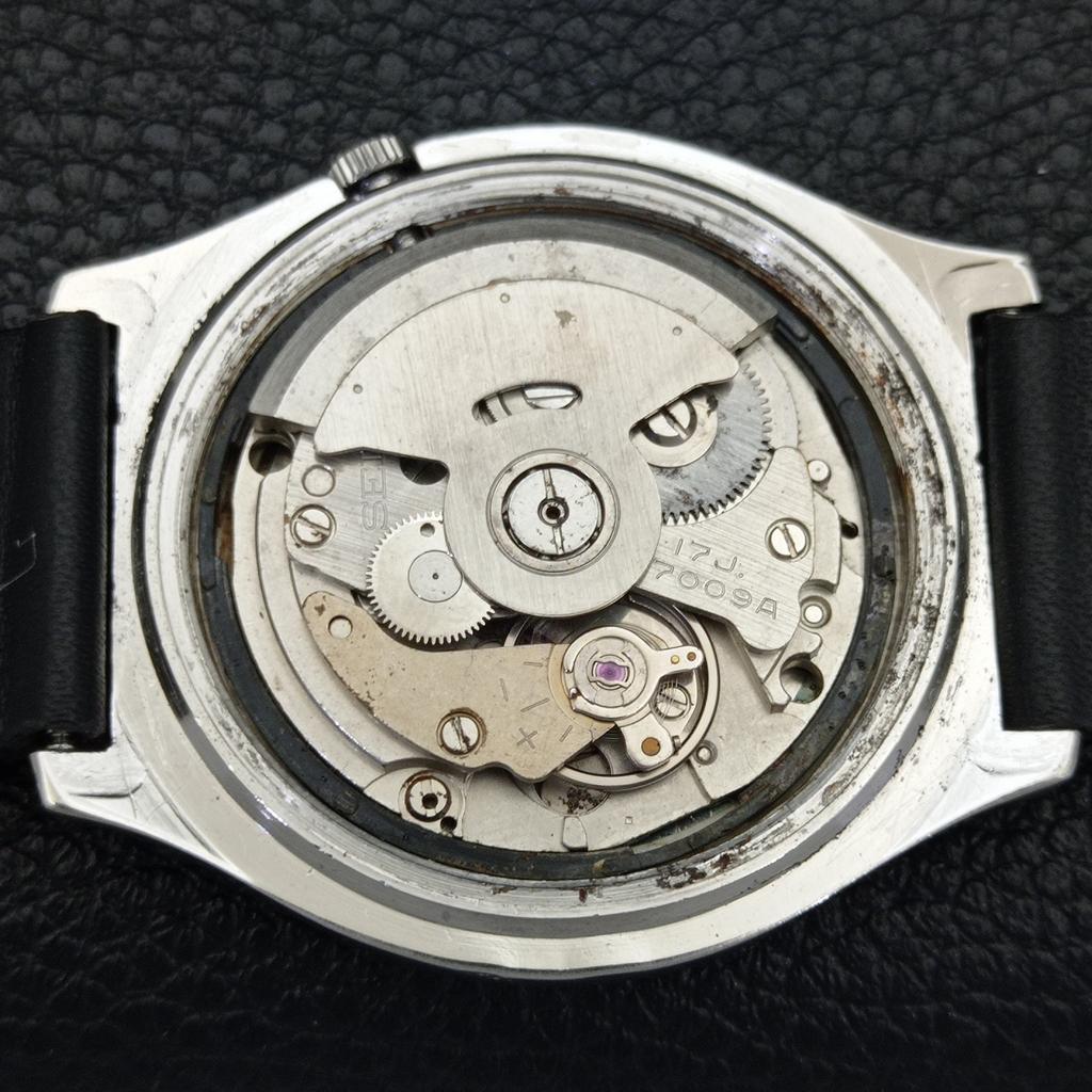 JAPAN 7009A VINTAGE SEIKO 5 AUTOMATIC MENS GOLDEN COLOR DIAL WATCH A701310-5