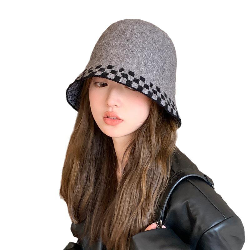 Autumn and Winter New Hats Women's Fashion Checkerboard Knitted Hats Versatile Wool Bucket Hats Show Washbasin Hats