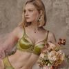 Französisches Sexy Glattes Nahtloses Ausgeschnittenes BH-Set, Push-Up Dessous-Set, Verbessert die Brustform & Sammelt Seitenfett für Frauen