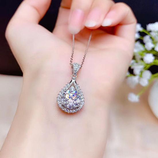 Sparkling Drop Pendant Necklace Women Cubic Zirconia Necklace Elegant Wedding Necklace