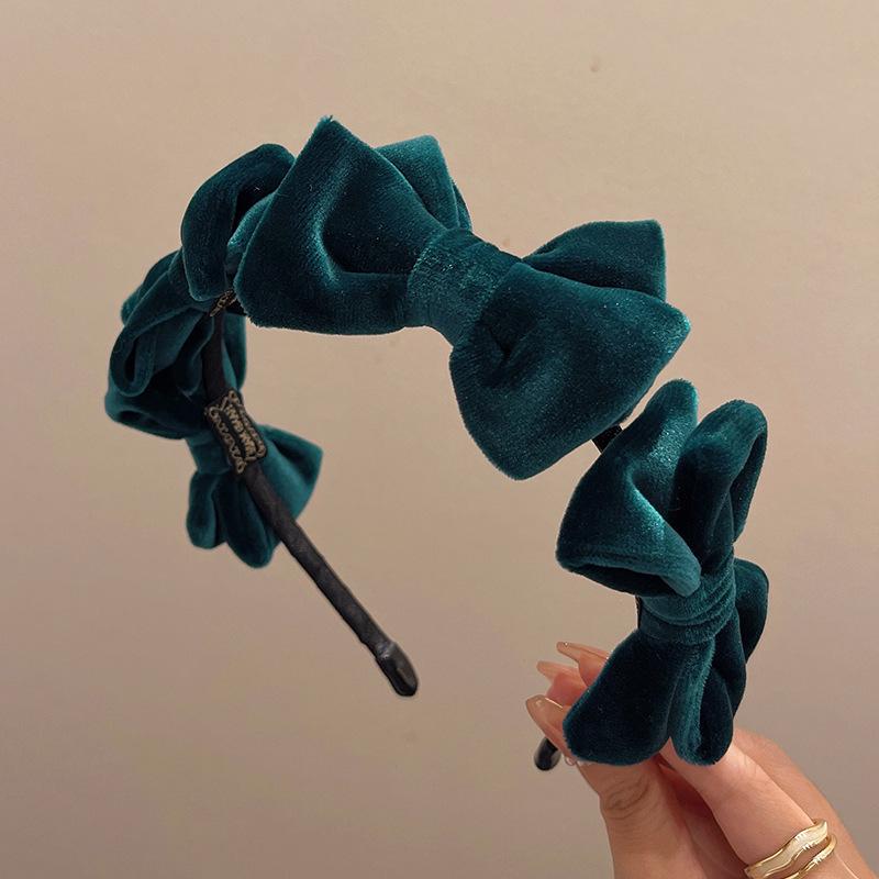 

Элегантный 3D-бант: Женская ретро-повязка на голову из черного бархата — новинка 2022 года в категории High-End Fashion