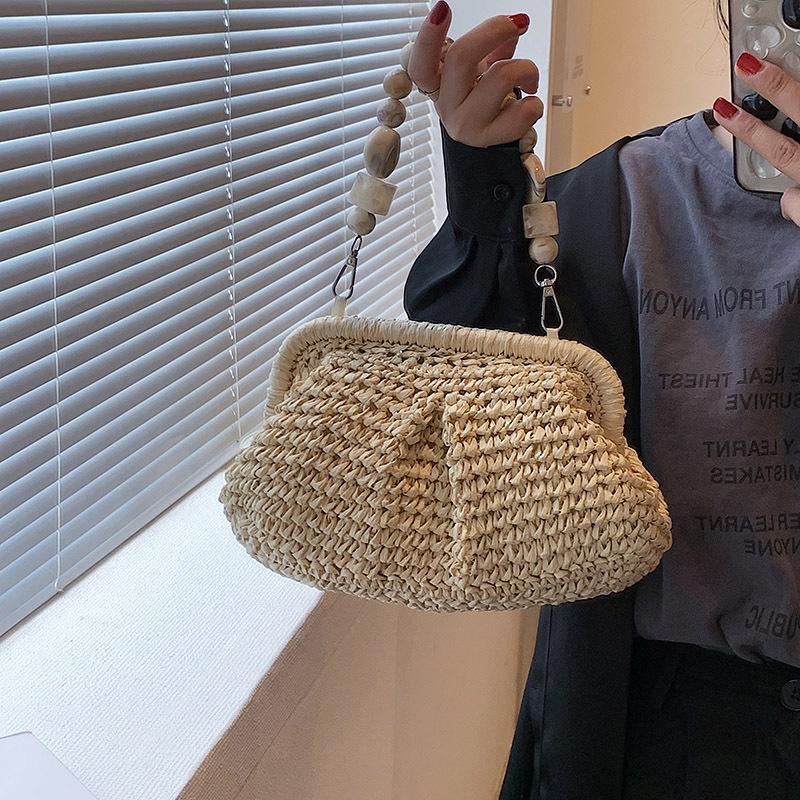 Mori retro literary handmade straw woven bag woven bag new fashionable women's clip single shoulder messenger bag