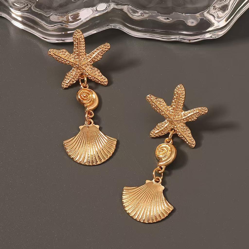 1 Pair Fashion Versatile Beach Vacation Exaggerated Metal Asymmetrical Shell & Starfish Earrings For Women Suitable For Daily Outfit Party Accessories