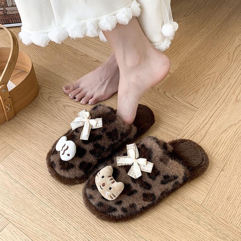 Cute cartoon bag head fluffy slippers women wear new winter velvet warm thick bottom bag head cotton mop