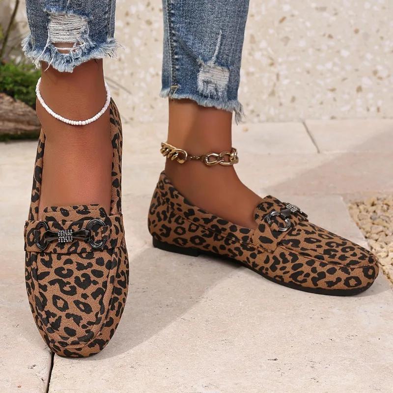 2025 Ladies Shoes Loafers Women's Flats Outdoor Casual Flats Women Metal Decoration Round Toe Leopard Plus Size Shoes Women