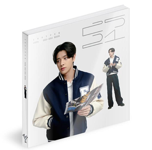 [Forhåndsbestilling] ENHYPEN 2026 GGU GGU BOK – Offisiell MD (7 Medlemmer)