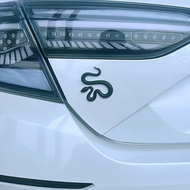 Auto Metalen Embleem Slangvormige Zijdecal Modificeerbare Waterdichte en Zonbestendige Staartembleem Voertuig Carrosserie Decoratie Sticker