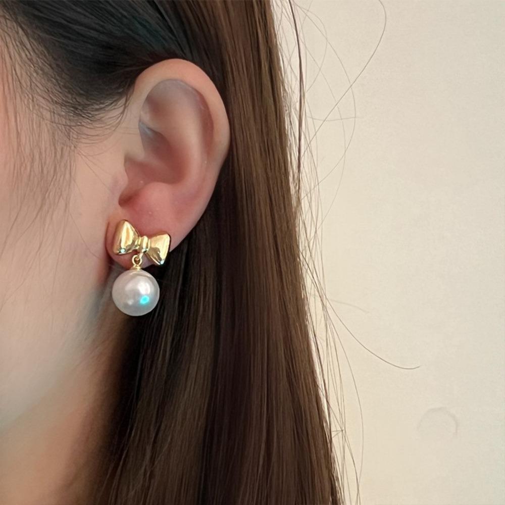 Cercei cu perle Cercei de damă de înaltă calitate