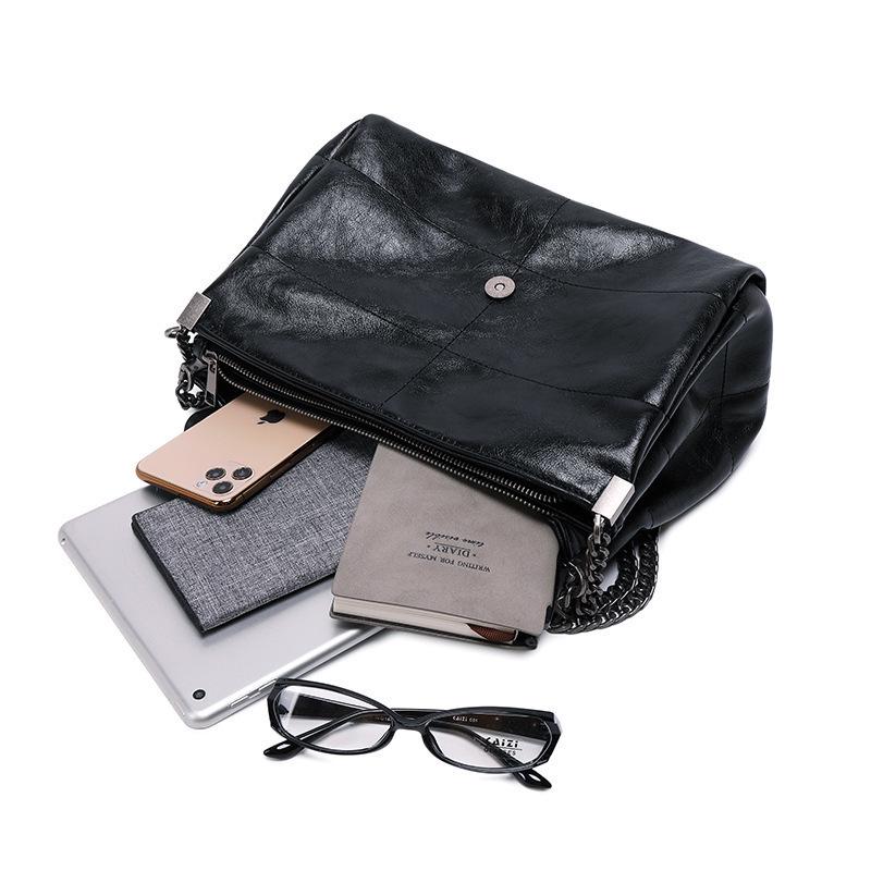 2024 New Style Black Flap Soft Leather Women's Chain Crossbody Hobo Bag