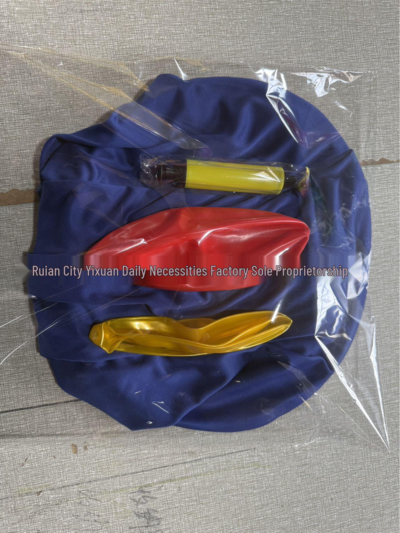 

Набор для игры во дворе «Бабушкины трусы»: Веселье семейного сбора Random Pump Color синий