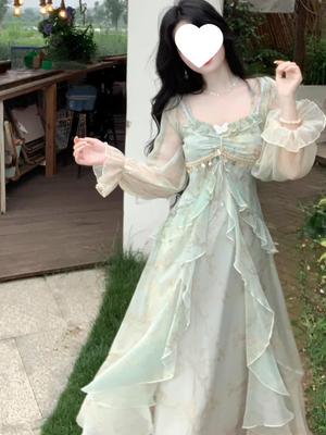 Graues Verlaufs-Fee-Prinzessinnenkleid mit Rüschensaum - Französischer Nachmittagstee-Stil