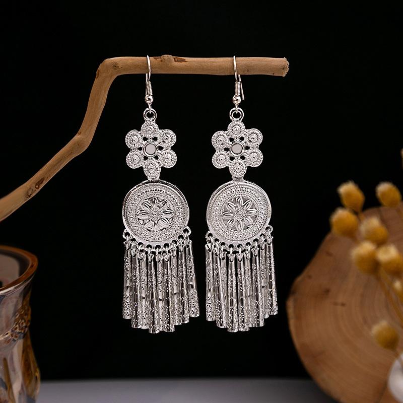 Ethnic Style Imitation Miao Silver Earrings, Colorful Long Fringed Chain Earrings, Hot-selling Earrings In Scenic Spots, Qinghe Jewelry Batches