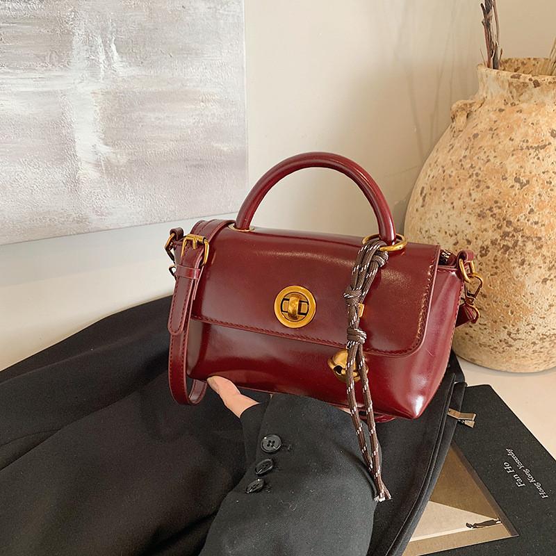 IELGY Ladies Messenger Bag Retro Portable All-Match Casual Portable