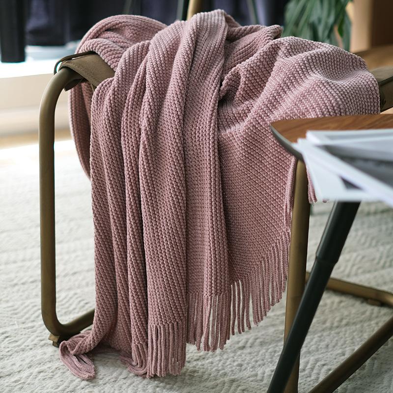 

Nordic Knitted Blanket Plaid on the Bed Sofa Throw Thread Blankets for Bed Travel TV Nap Blankets Soft Towel Bed Plaid Tapestry 110x170 cm рожевий