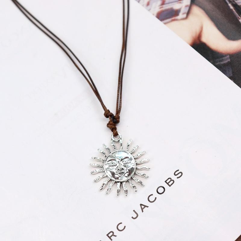 Retro Small Fresh Mori Minimalist Necklace, Ethnic Style Antler Pendant, Couple Versatile Long Sweater Chain Accessories