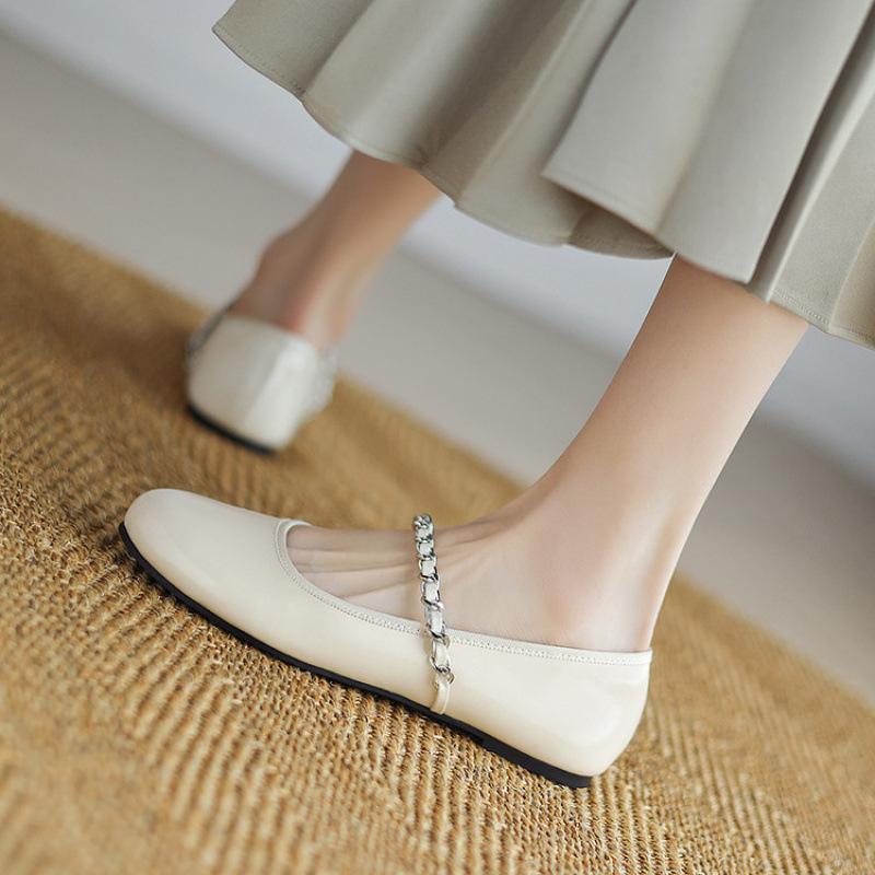 New Four-season Flat-soled Single Shoes Cute Sheepskin Women's Shoes Low Heel Beef Tendon Soft Sole Non-slip Large Size Shoes Low-top Single Shoes Wom