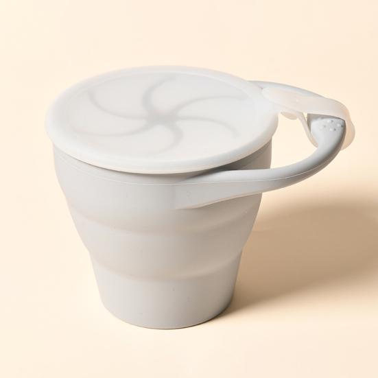 Snack Cup Soft Silicone Baffle 350ml Large Capacity Leak-Proof Foldable Portable Snack Container Kids Microwave Safe Fruit Biscuit Holder