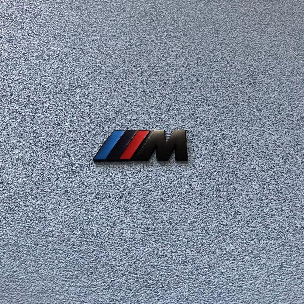 Metal Car Emblem Fender Side Rear Trunk Badge M Logo Stickers For BMW M M3 M5 M6 X3 E46 E90 F30 G20 E36 E34 G30 Auto Accessories sdzn32 pvcz2