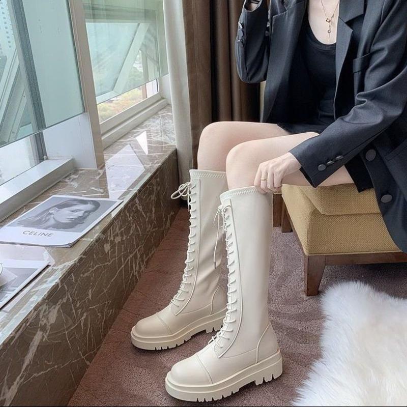 Female 2026 New Autumn and Winter High Cut Thick Soled Black Lace Up Boots That Don't Cross The Knee Trend