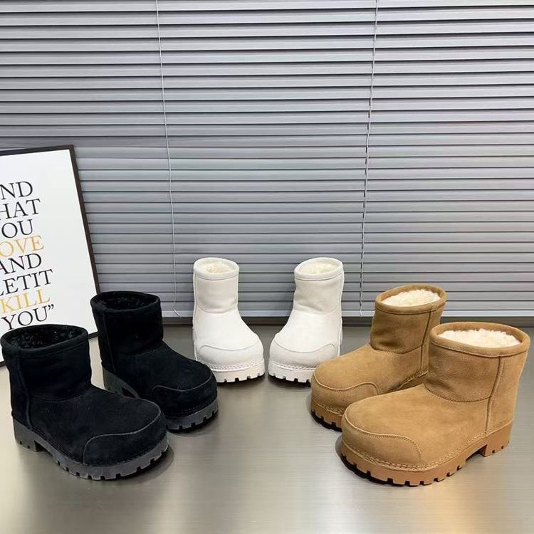 Botas de neve acolchoadas quentes e leves de inverno estilo britânico feminino, sola grossa, cabeça grande, anti-frio, antiderrapantes, casuais, tênis, botas de algodão