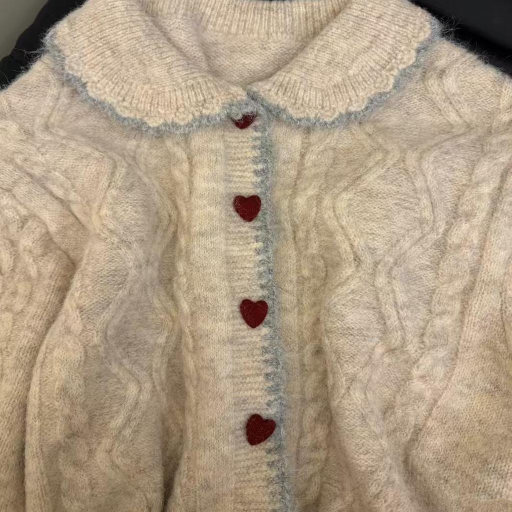 Women's Slimming Heart Button Cardigan - Spring Casual Knitwear with Straight Shoulder and Gentle Style
