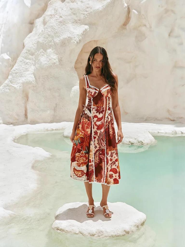 2026 Fashionable Spaghetti Strap Lace Linen Patchwork Dress