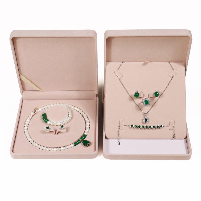 Cutie de depozitare pentru bijuterii din catifea - Organizator pentru colier, inel și pandantiv