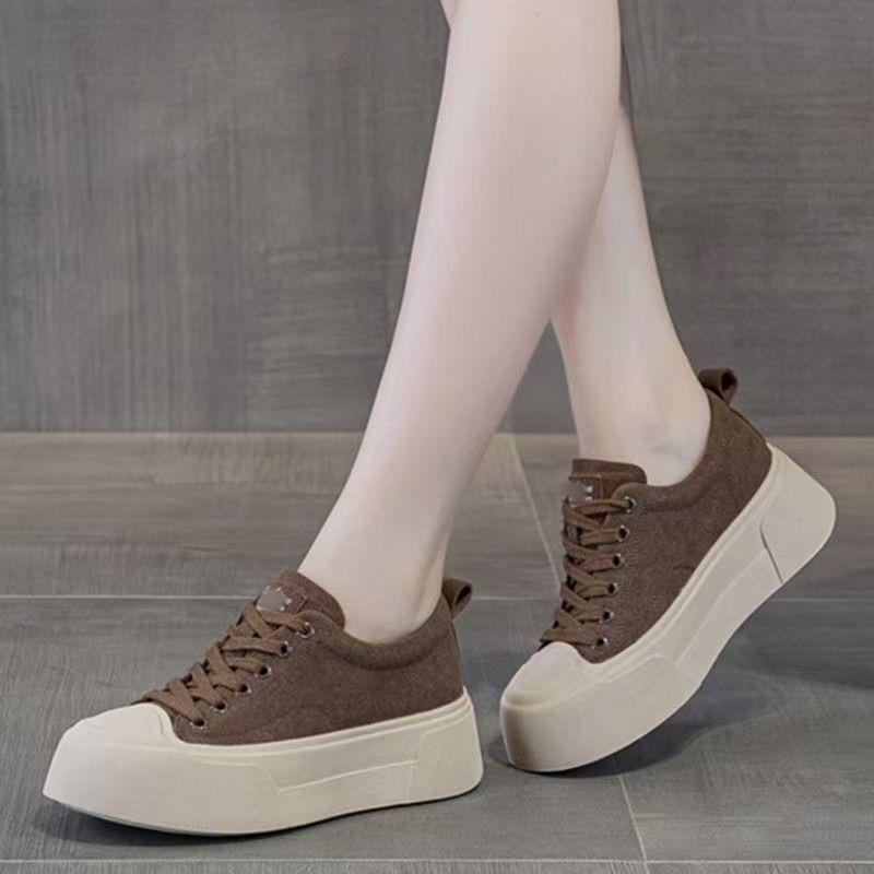 

Shoes women s new autumn casual board shoes lightweight soft-soled sports shoes flat-soled versatile 40