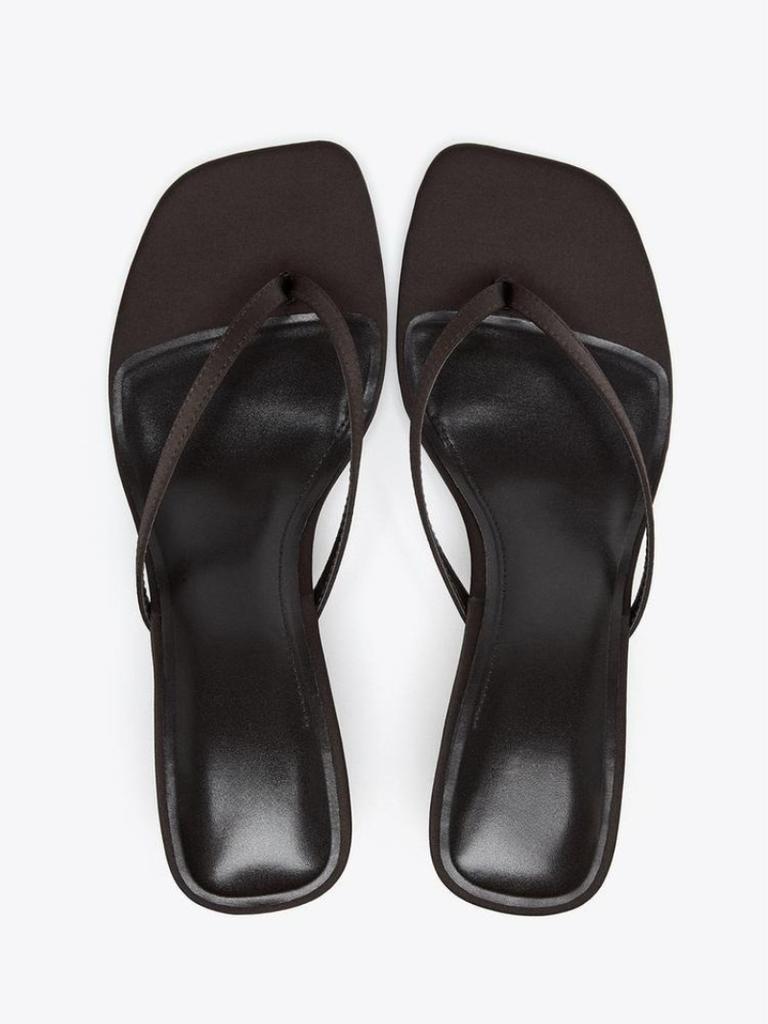 Fashion High Quality Black Silk Kitten Heel Design Brand Slipper Women Cozy Clip Toe Flip Flop Elegant Square Toe Thin Heel Slide Sandal