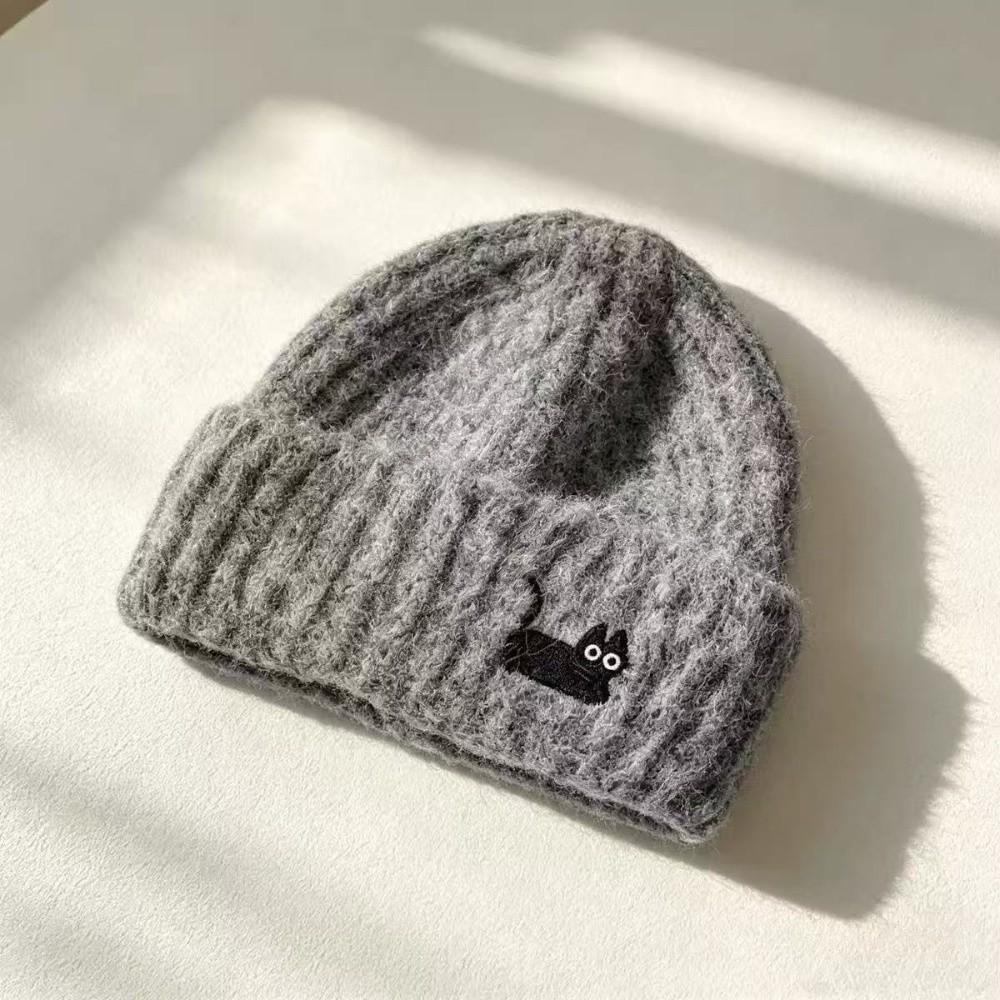 Soft Warm Beanie Hat Cat Embroidered Winter Thermal Cap New Knitted Woolen Hat  Women