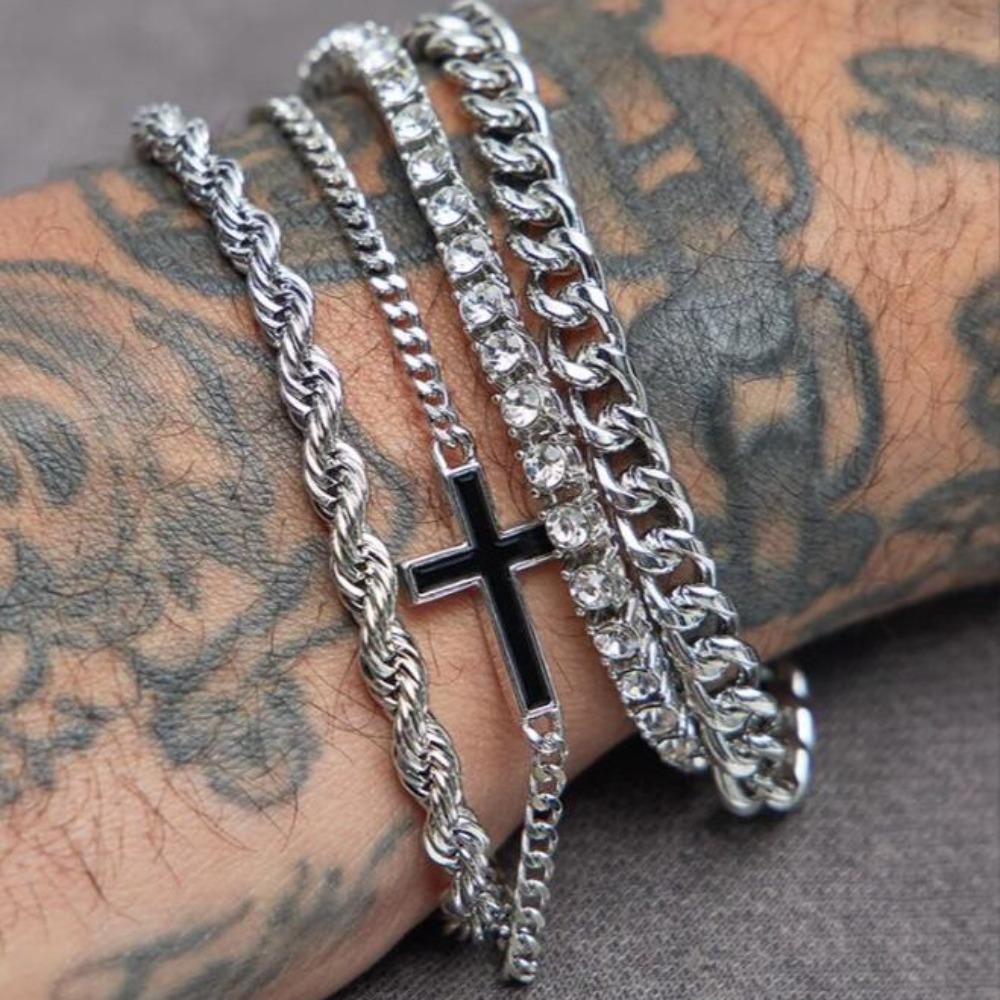 A Set of 4 Simple Street Style Cross Twist Chain Cuban Chain Bracelets, Basic Style for Boyfriend, Suitable for Men To Wear