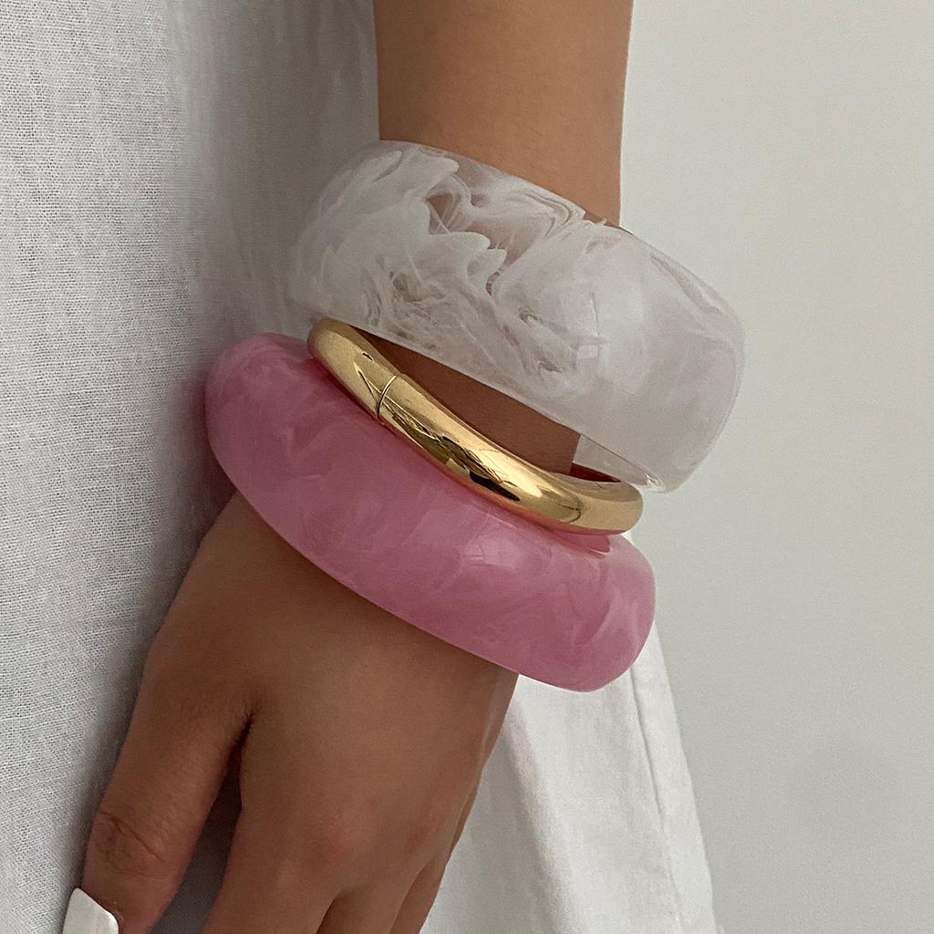 Ins Sweet Cool Style Pink Polygon Bracelet Artistic Retro Round Gradient Wide Version Wristband