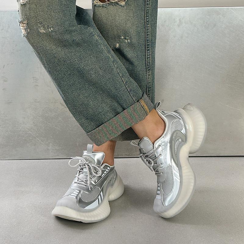 Yi Mengling streamer running shoes thick-soled heightening women's shock absorption, lightweight and breathable sports shoes