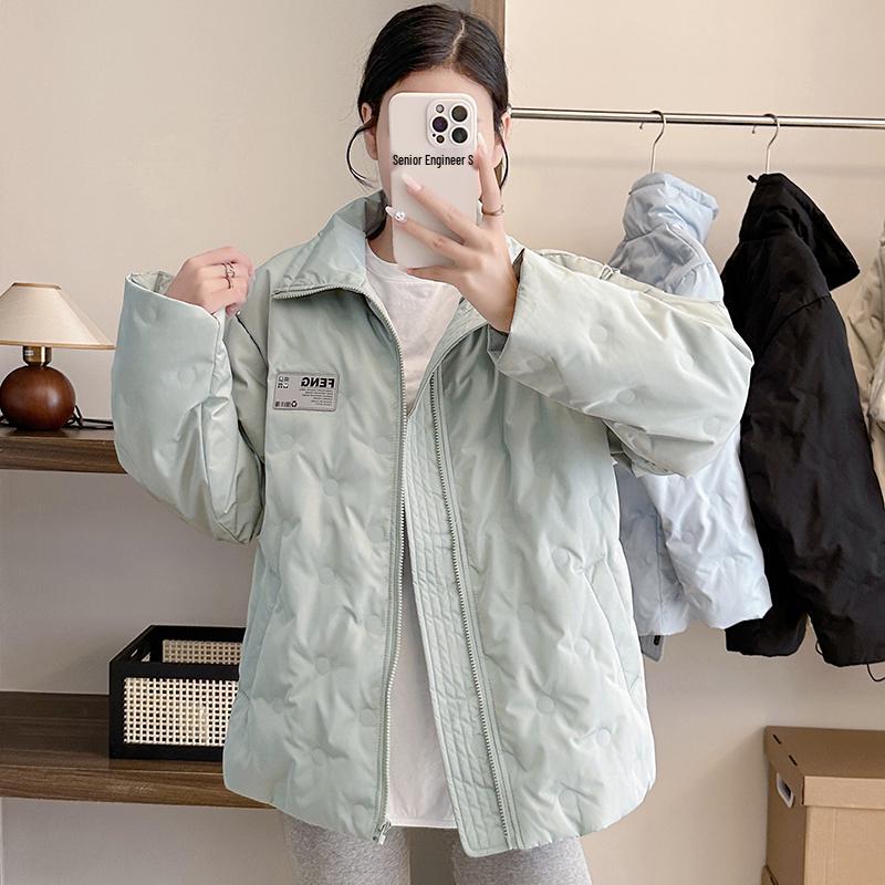 

Женский короткий пуховик 2024 - Корейский стиль, воротник-стойка, утолщенный пух белой утки, зимнее пальто с тиснением для пар. L (70-83 kg) мятный зеленый