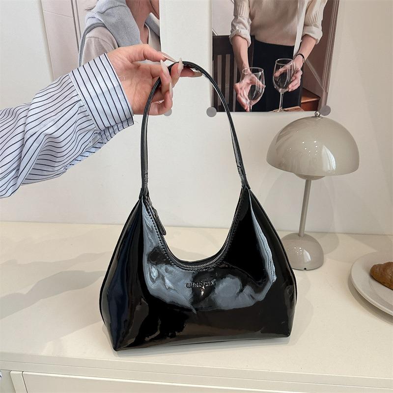 Niche patent leather bag women's baguette crescent bag women's shoulder bag women's handbag texture fashion underarm bag