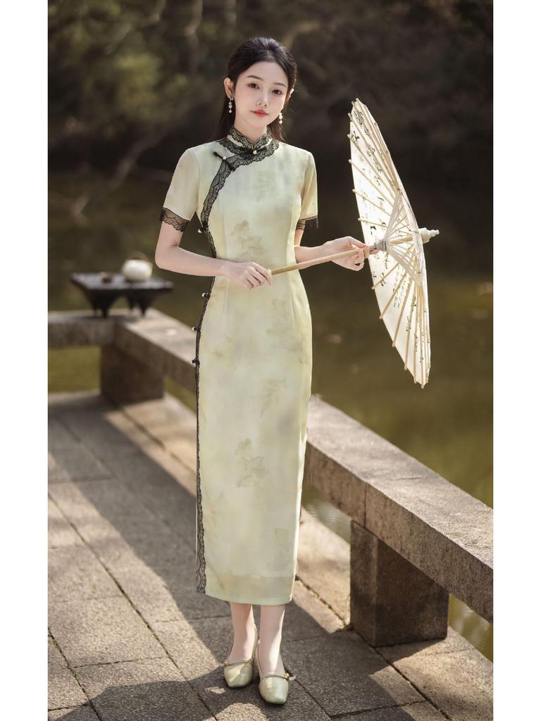 2024 Spring/Summer Elegant Breathable Lace Cheongsam Dress