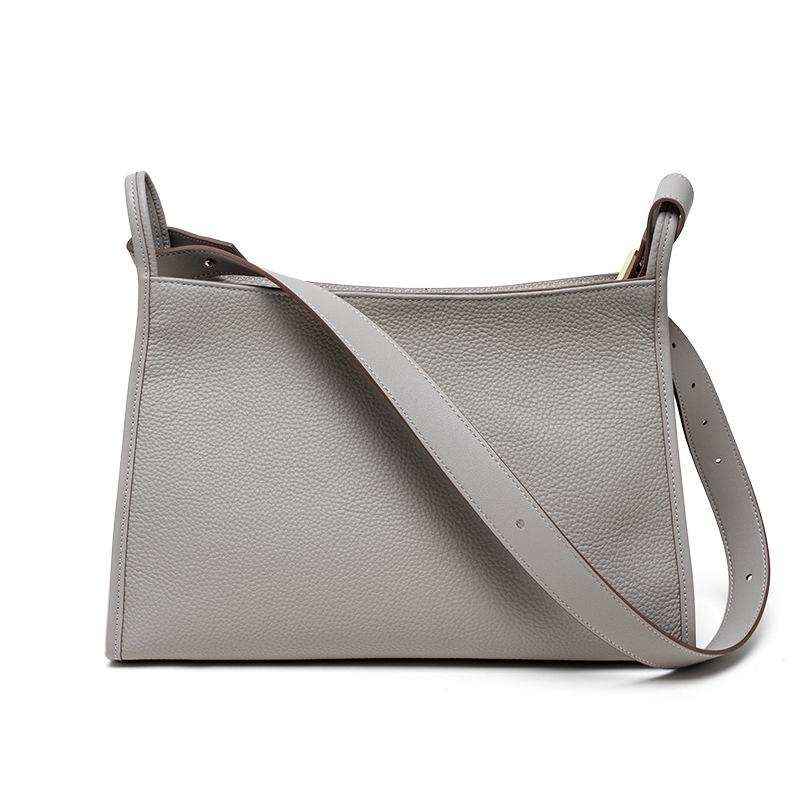 

Versatile Genuine Leather Women s Handbag - 2025 New Large Capacity Litchi Grain Shoulder Bag 35x23x23 cm