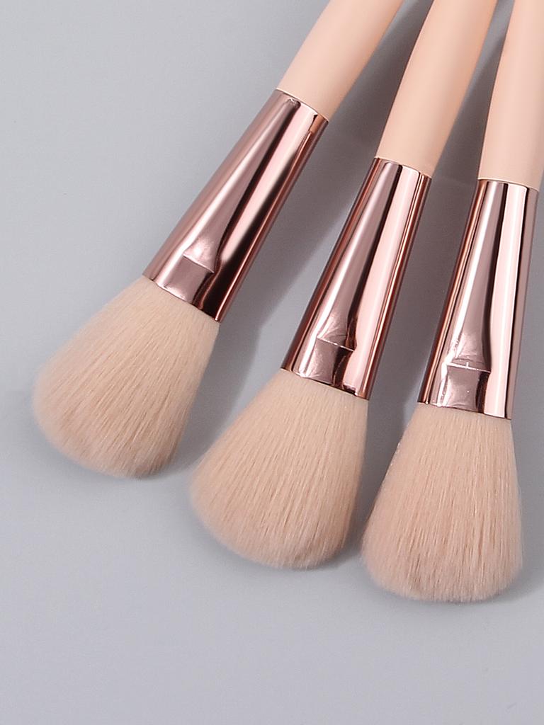 3PCS wooden handle makeup brush, blush brush, highlight brush, contour brush, special facial beauty tools for makeup artists