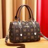 New fashionable and atmospheric women's versatile trendy pillow small bag autumn and winter popular women's shoulder messenger bag