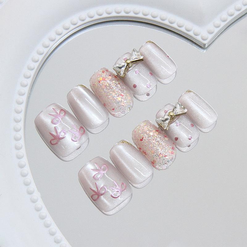 Taro Mud Polka Dot Sparkling Diamond Bow Three-dimensional Cat Eye Gentle Girl Removable Wearable Nails 30 Pieces